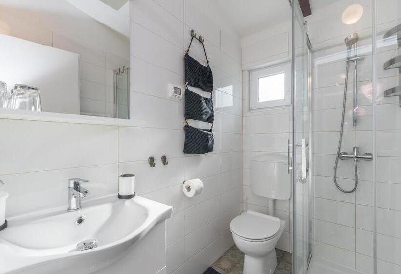 Standardrum med Terrass, B&b Carmela