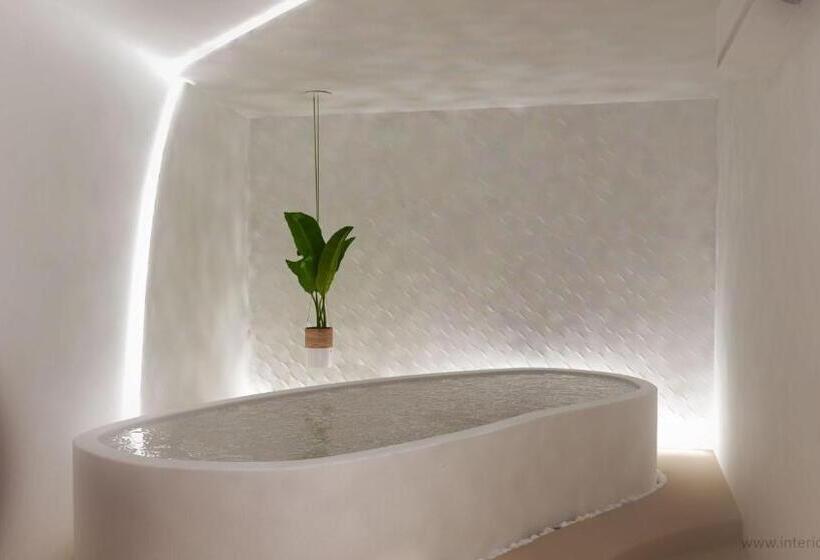 带按摩浴缸和海景的套房, Absolute Mykonos Suites & More