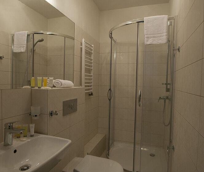 Номер Стандарт Трехместный, Liberum Residence Old Town