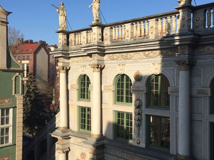 Четырехместный Номер Стандарт, Liberum Residence Old Town