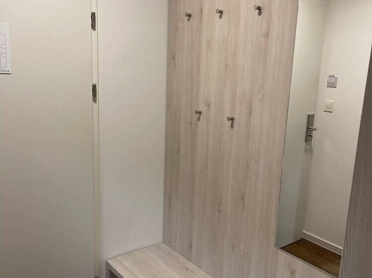 标准间, Magdalena