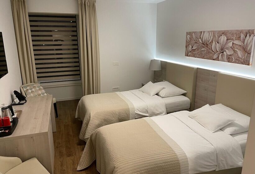 标准间, Magdalena