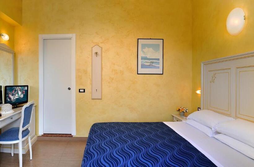 オーシャンビュースタンダードルームバルコニー付き, Marilena