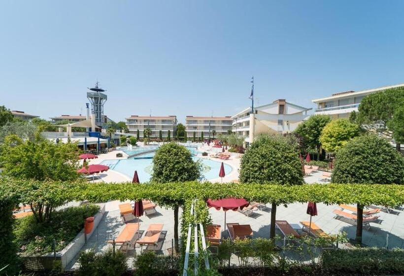 Appartement met 2 Slaapkamers, Villaggio Planetarium Resort
