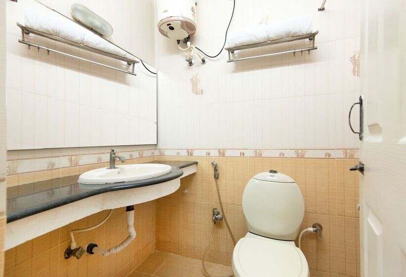 디럭스 룸, Fabhotel Joe Grande Thoraipakkam