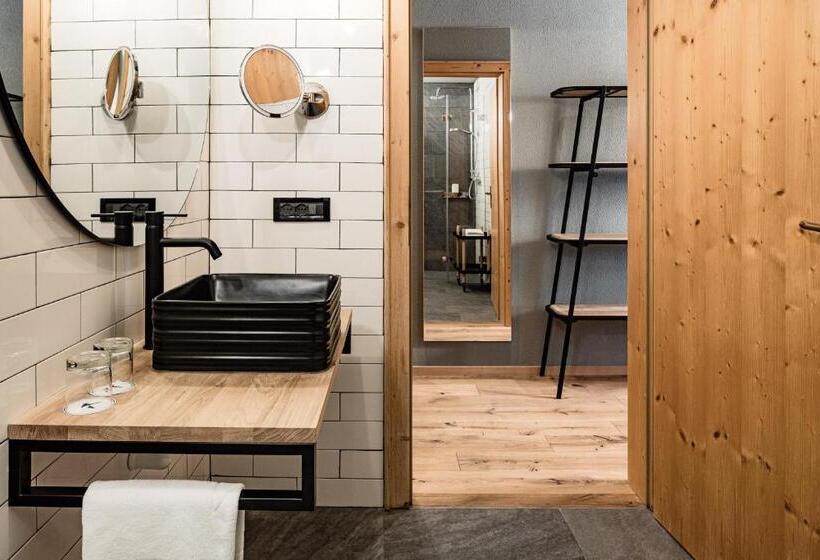 اتاق سوپریور با چشمانداز, Falkensteiner Hotel Antholz Adults Only