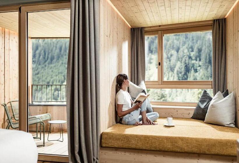 سوییت جونیور لوکس, Falkensteiner Hotel Antholz   Adults Only