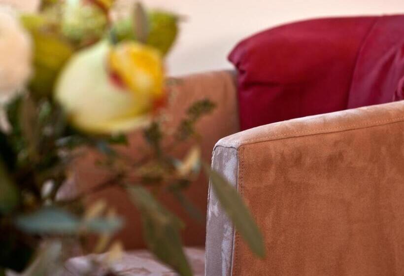 اتاق استاندارد, Alp Resort Tiroler Adler