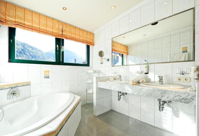 آپارتمان خانوادگی, Alp Resort Tiroler Adler