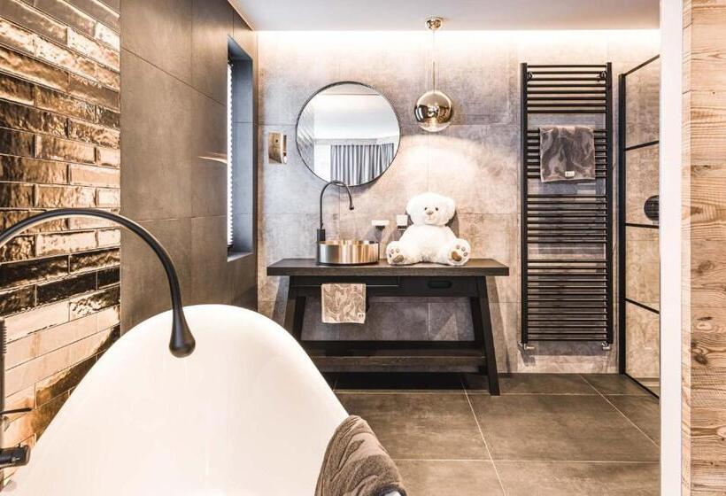 Люкс Вид на Горы, Alpin Garden Luxury Maison & Spa - Adults Only