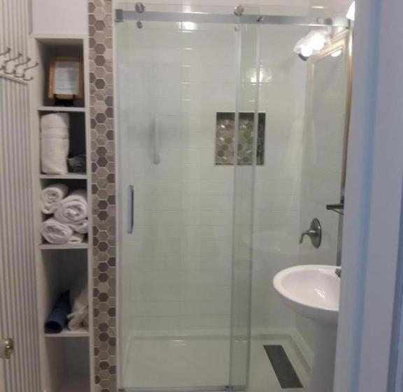 اتاق لوکس, Auberge La Maison Sous Les Pins