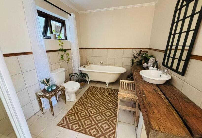 Номер Стандарт, Bliss In The Bay Guesthouse