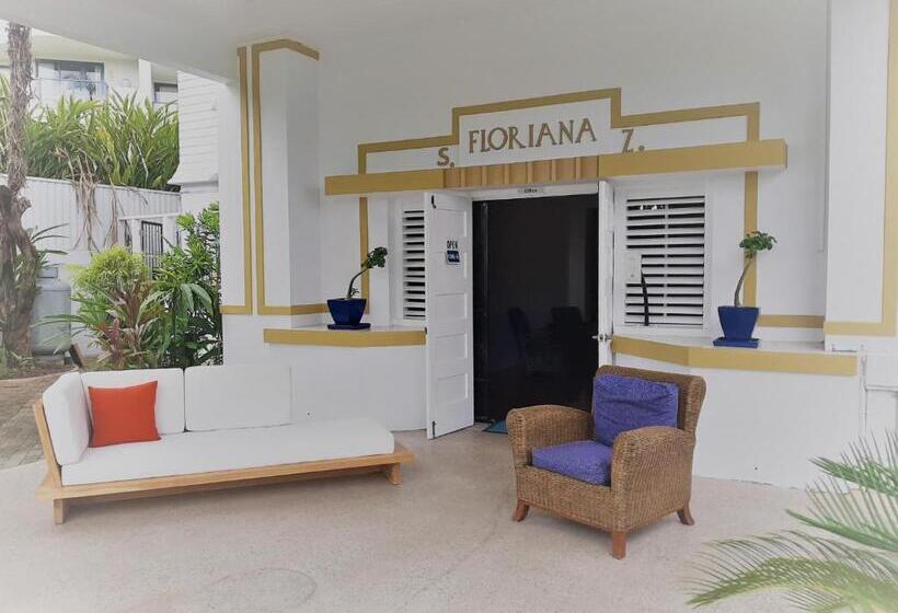 إستوديو قياسى مطل على البحر, Floriana Boutique