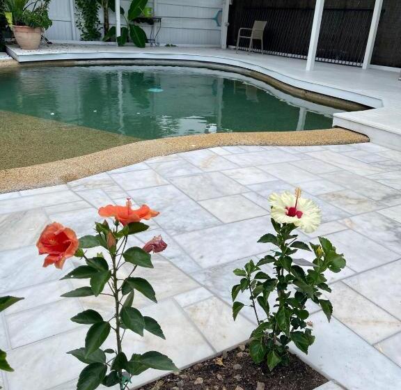 غرفة قياسية لذوى الاحتياجات الخاصة, Floriana Boutique