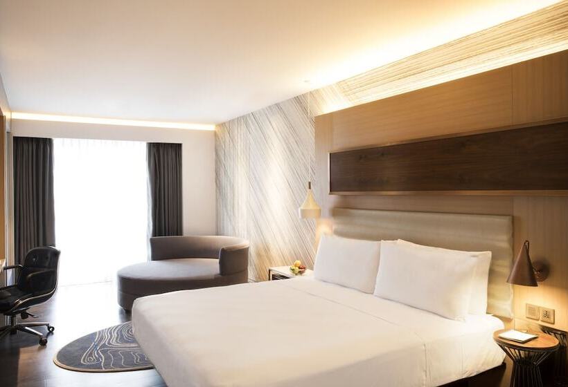 סטודיו משפחתי, Le Méridien Goa, Calangute