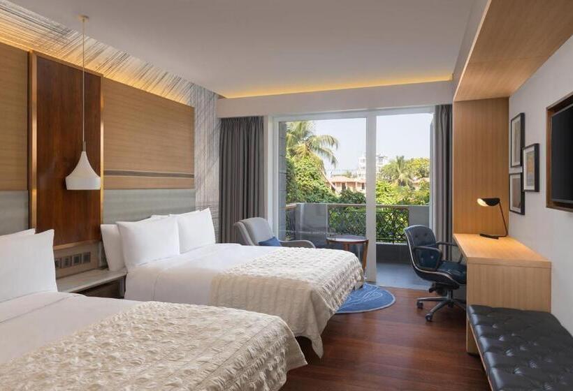 Classic room with balcony, Le Méridien Goa, Calangute