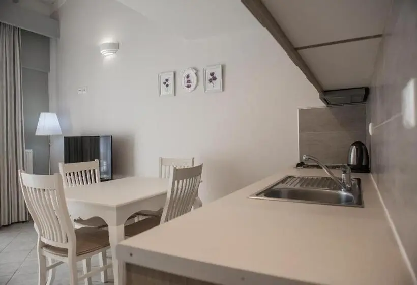 スーペリアーバンガロー, Lefkadio Suites
