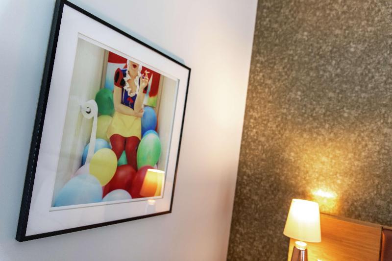 חדר סטנדרט עם מיטת קינג, Lincoln Plaza London, Curio Collection By Hilton