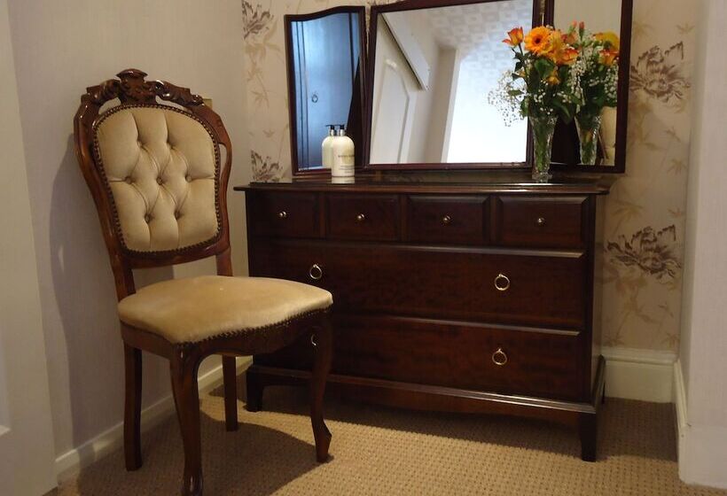 スタンダードルーム, Linroy Guest House