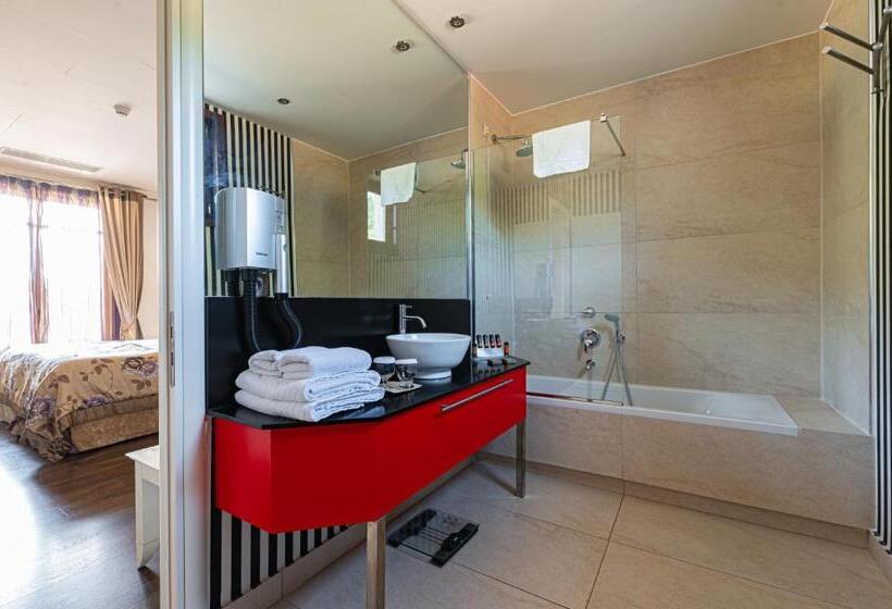 디럭스 룸, Nymfasia Resort