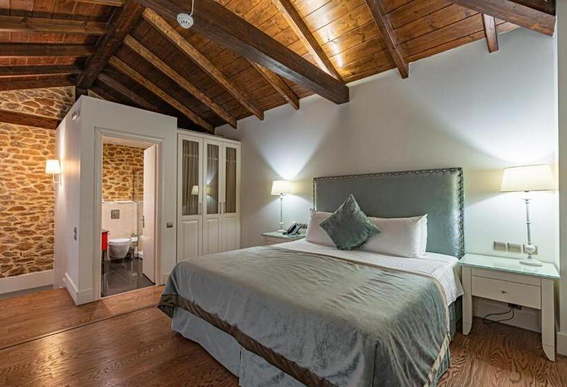 디럭스 스위트, Nymfasia Resort