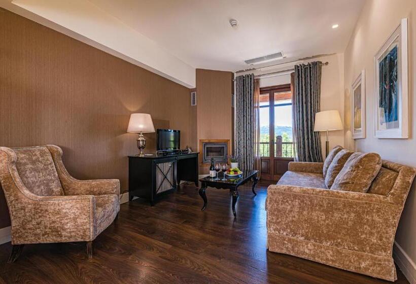 Люкс Повышенной Комфортности, Nymfasia Resort