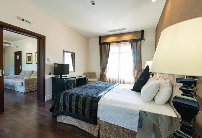 이그제큐티브 스위트, Nymfasia Resort