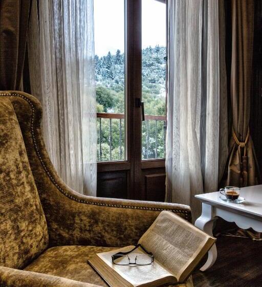 이그제큐티브 스위트, Nymfasia Resort