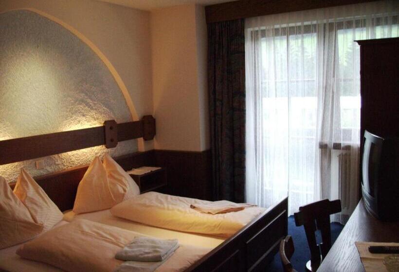 اتاق استاندارد, Pension Heidi