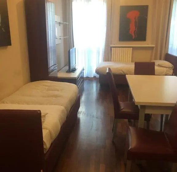 トリプルクラシックルーム, Residenza Segrate Centro Segrate
