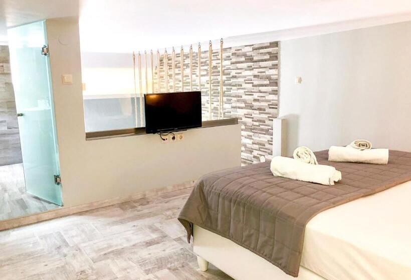 סוויטה משפחתית, Aroma Beach Hotel Bungalows