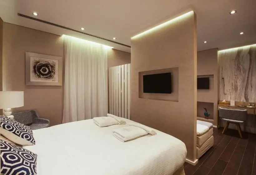 Master Suite avec Vues, Consolato Boutique