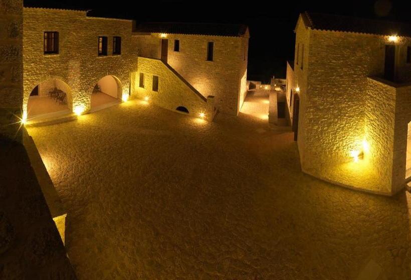 דירת חדר, Kamares Villas