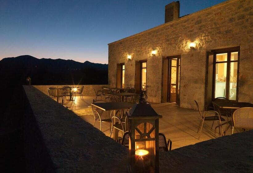 דירה בת חדר שינה 1 עם מרפסת, Kamares Villas