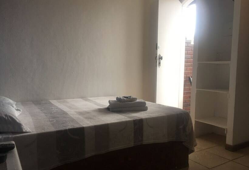 غرفة قياسية, Nova Aldeia Buzios