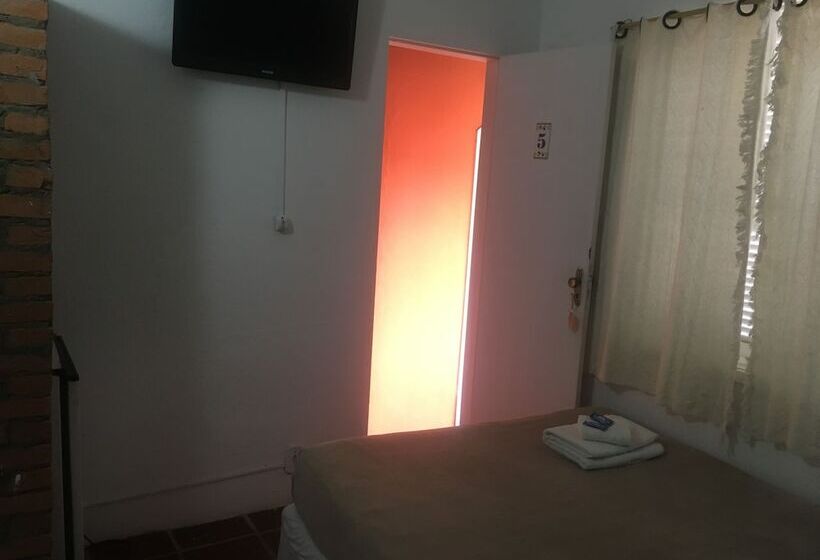 غرفة إقتصادية, Nova Aldeia Buzios