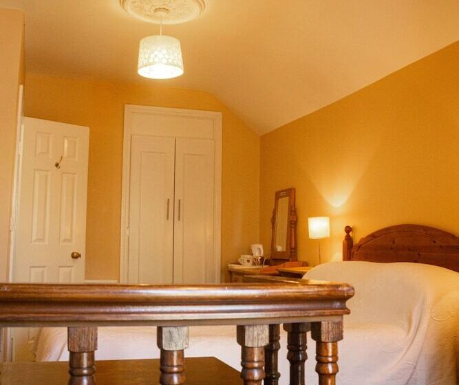 スタンダードルーム, Tynte House