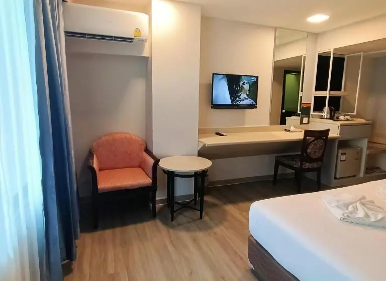 اتاق لوکس, Mayflower Grande Hotel Phitsanulok