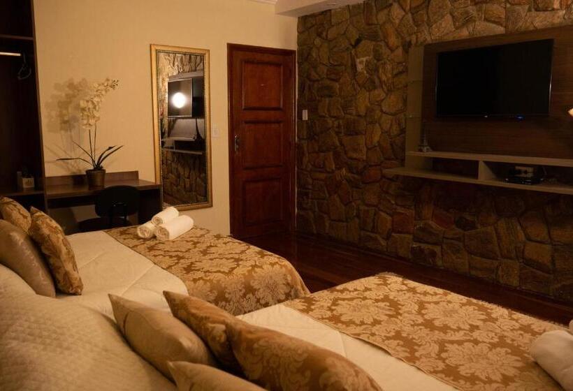 4인용 스탠다드 룸, Recanto De Moriá