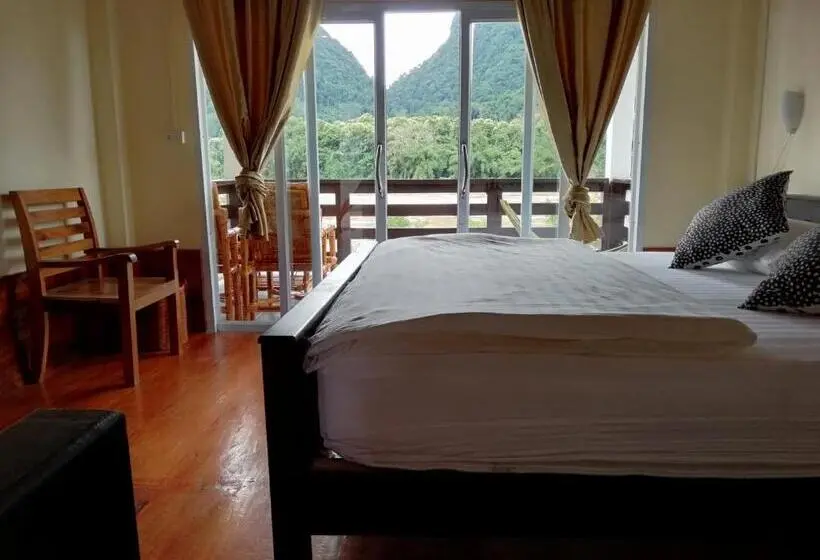 Superior-perhehuone, Riverview Bungalows & Gh