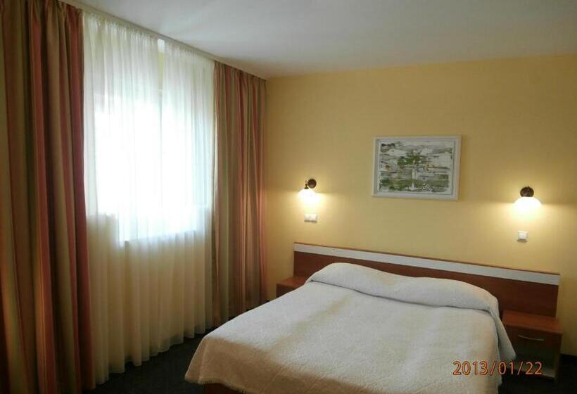 חדר סטנדרט לשלושה, Guest House Klaudija