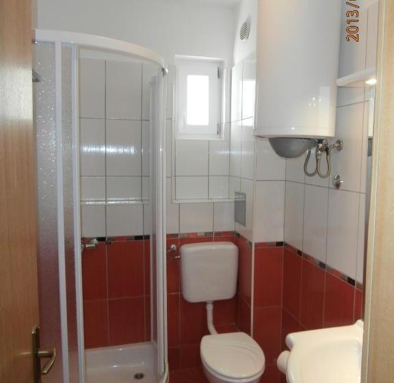 اتاق استاندارد سه نفره, Guest House Klaudija