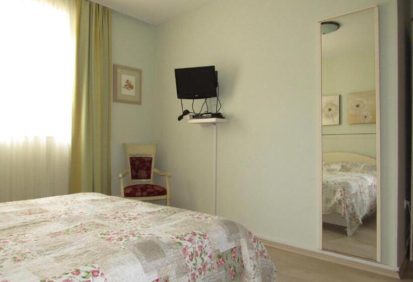 סוויטת ג'וניור, Guest House Klaudija