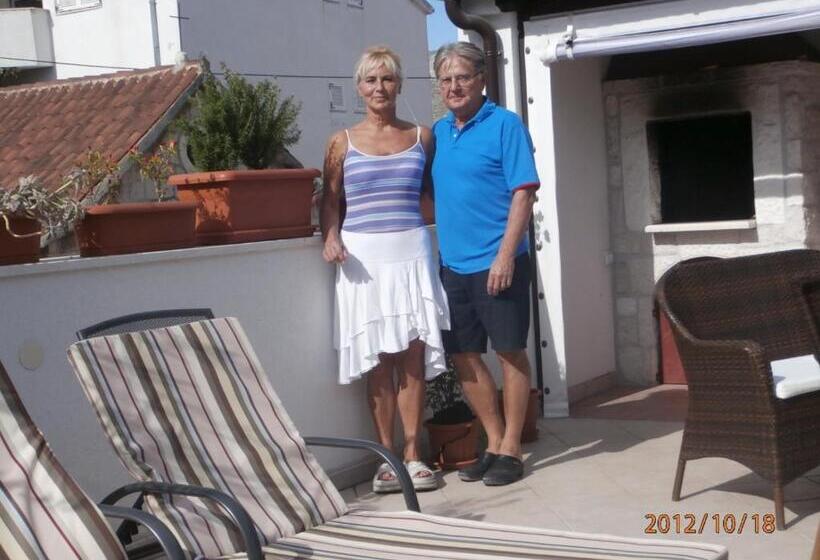 آپارتمان 1 خوابه, Guest House Klaudija