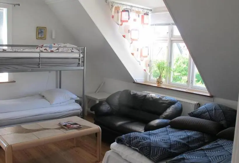 اتاق کلاسیک چهارنفره, Guesthouse Sharon Aarhus