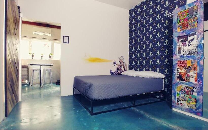 Люкс, House Of Trestles   Hostel