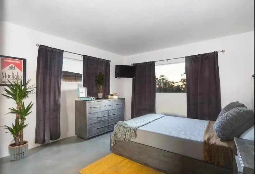 Deluxe-juniorsviitti, House Of Trestles   Hostel