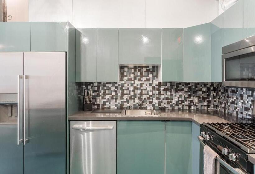수피리어 스위트, House Of Trestles   Hostel