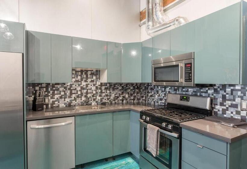 Люкс Superior, House Of Trestles   Hostel