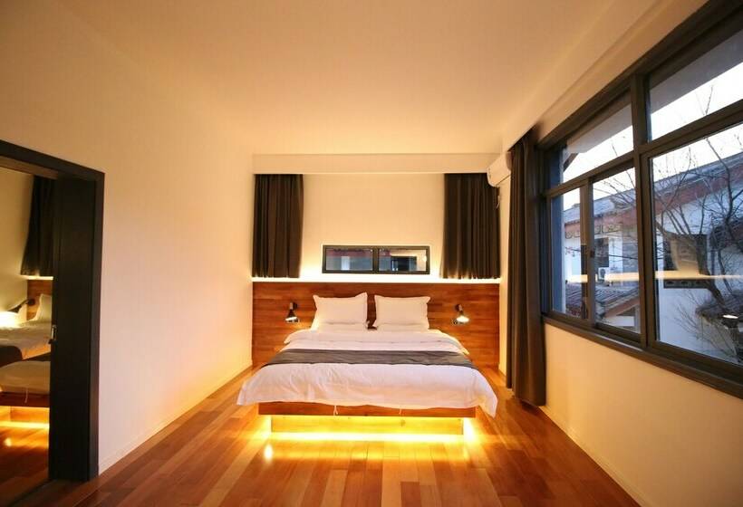 디럭스 룸, Lijiang Shuhe Travelling With